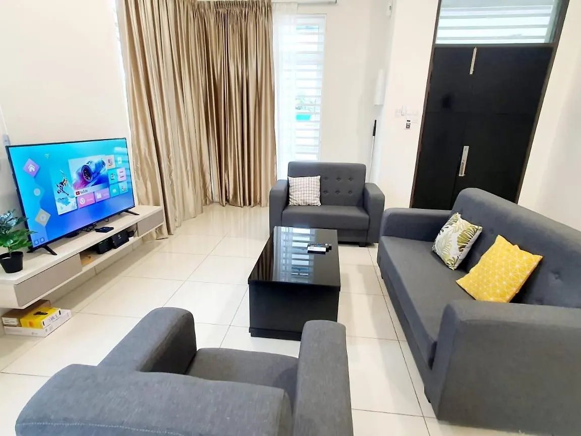 Jovial Singlestorey Bungalow 4Room10Pax 'Alma Bukit Mertajam 0*,