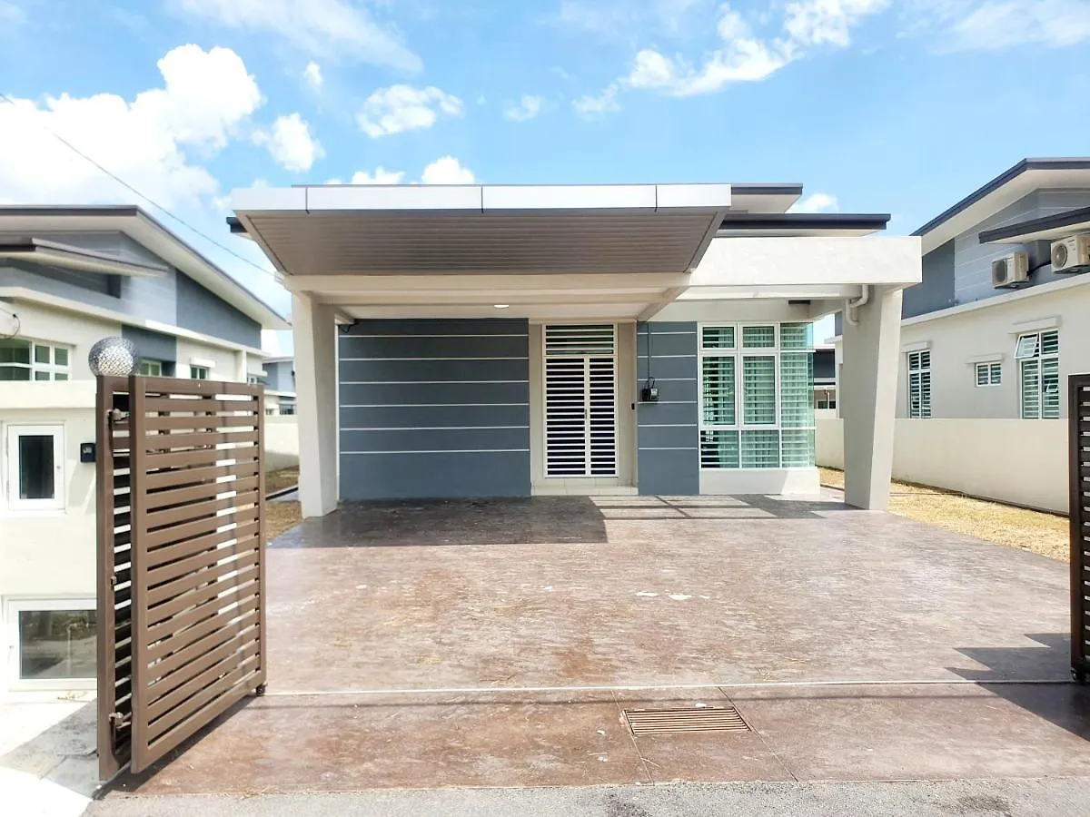 Jovial Singlestorey Bungalow 4Room10Pax 'Alma Bukit Mertajam Nyaraló